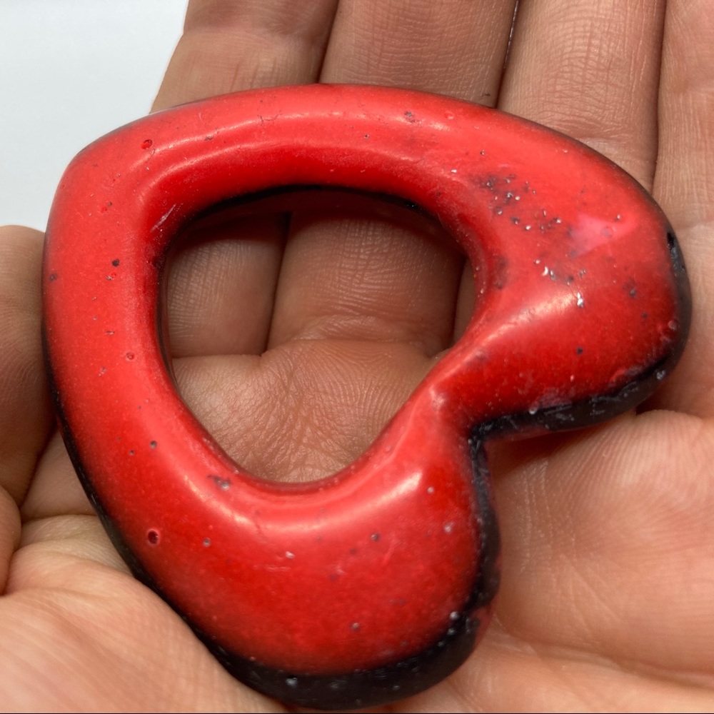 “Heart Rise” Vessel Heart Talisman - Picture 8 of 15